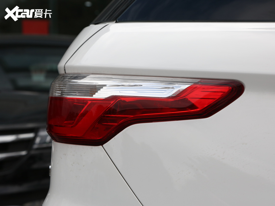 2021LS560 Ŀ 1.5T CVTӢ