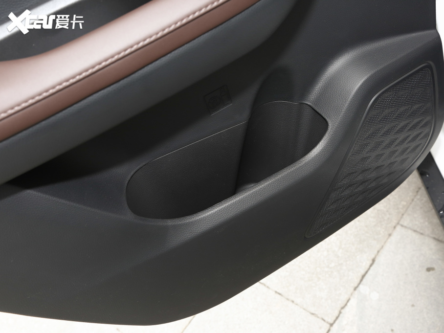 2021LS560 Ŀ 1.5T CVTӢ