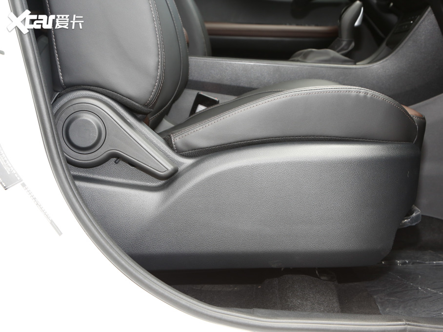 2021LS560 Ŀ 1.5T CVTӢ