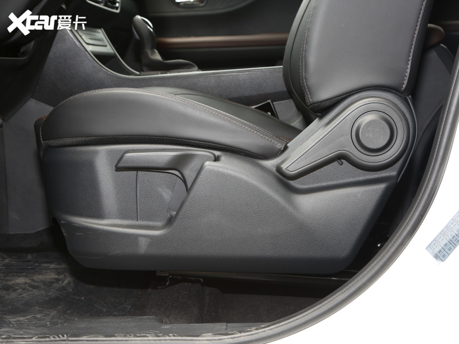 2021LS560 Ŀ 1.5T CVTӢ