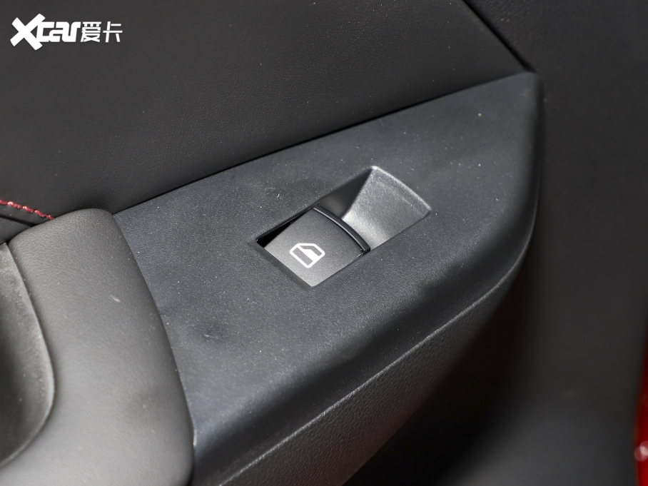 2022���L��500 1.5T CVT������