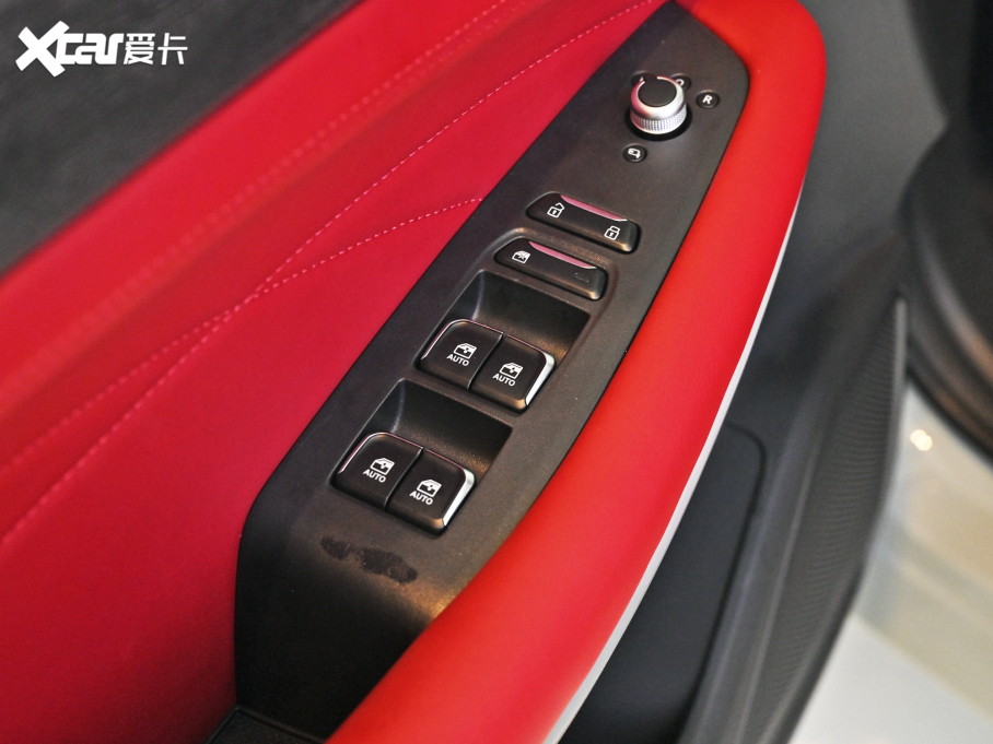 2022���L��580 1.5T �Ԅ�������