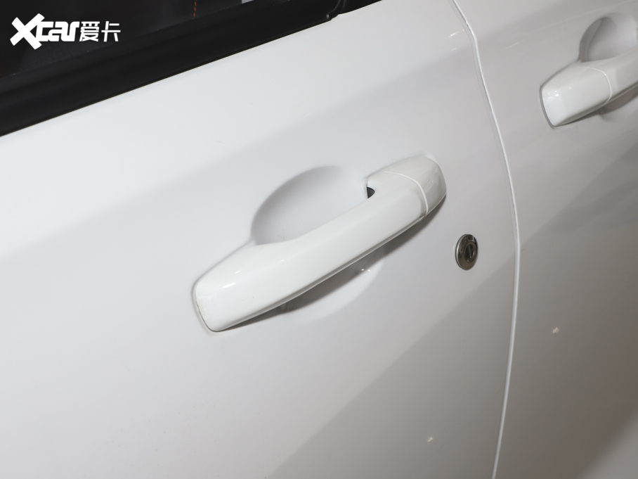 2022L(fng)380 1.5L mͿ܇(䓰受) 5