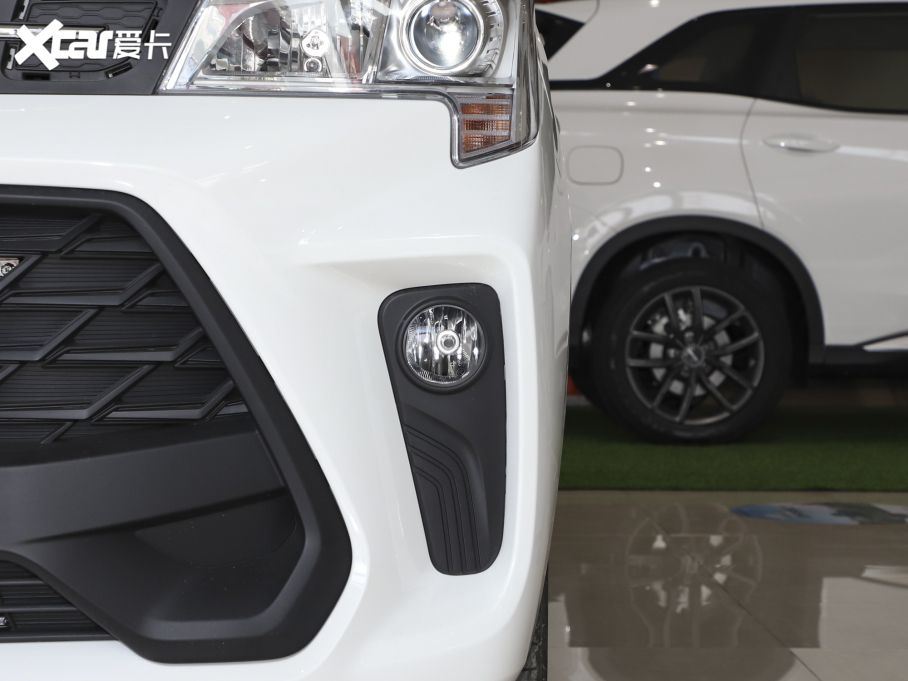 2022L(fng)380 1.5L mͿ܇(䓰受) 5