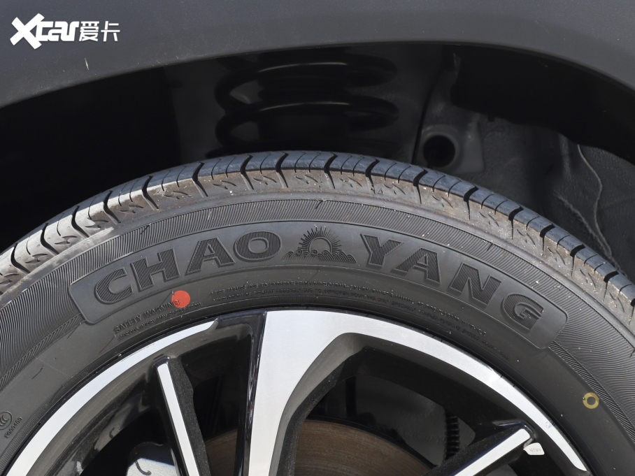 2022LS560 1.5T CVTӢ