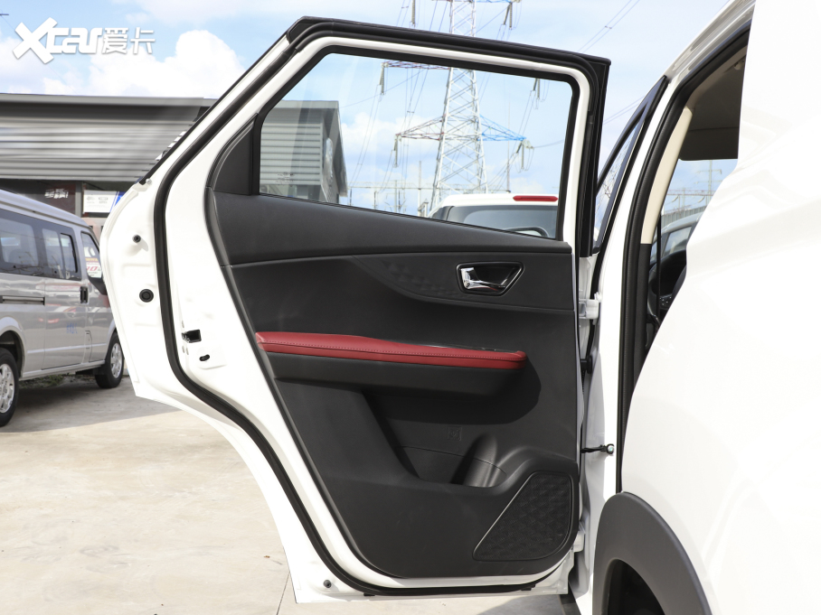 2022LS560 1.5T CVTӢ