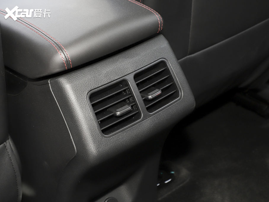 2022LS560 1.5T CVTӢ