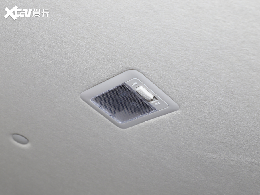 2022LS560 1.5T CVTӢ