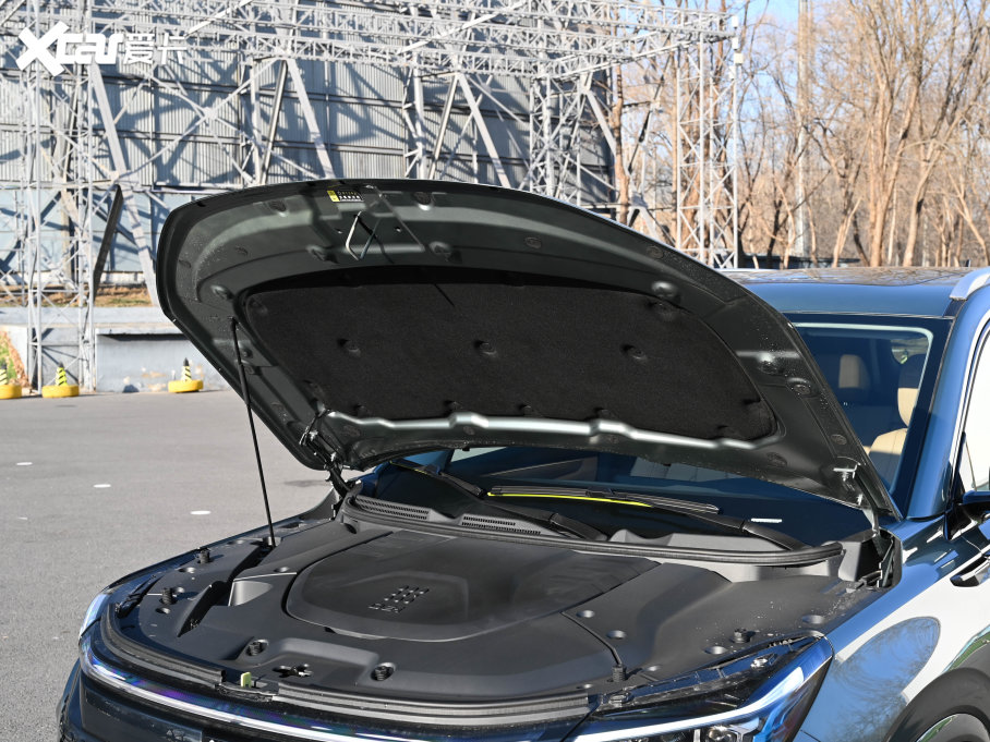 2023{E5 1.5L DE-i 110KMŞ 5