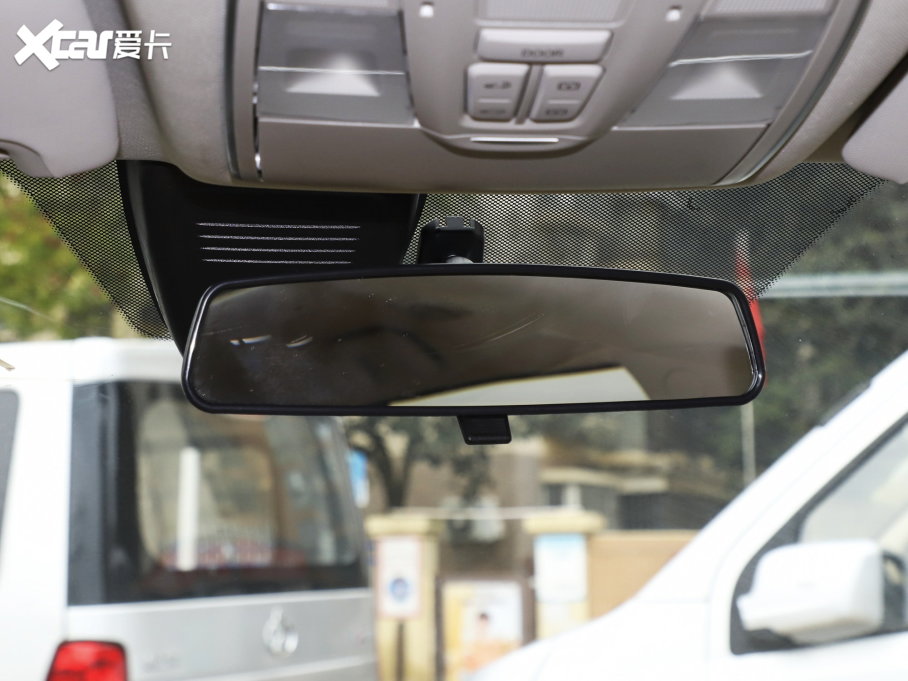 2023{E5 1.5L DE-i 100KM 5