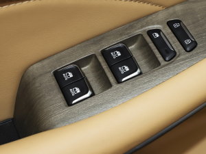 20231.5L DE-i 100KM 5 п؅^