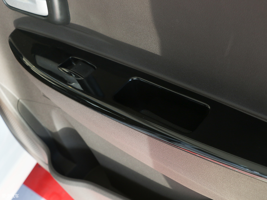 2017L(fng)330 S 1.5L ք(dng)m