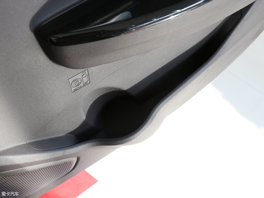 2017L(fng)330 S 1.5L քm