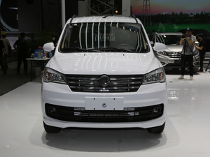 2017款S 1.5L 手动精典型 整体外观