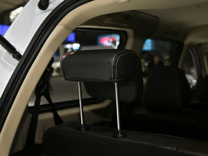 2017款S 1.5L 手动精典型 空间座椅