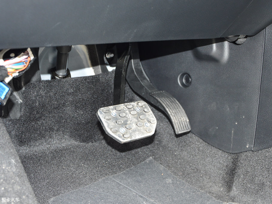 2017L(fng)580 1.5T CVTA