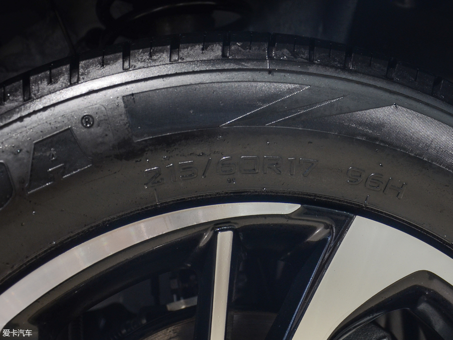 2018LS560 1.8L CVTF 7