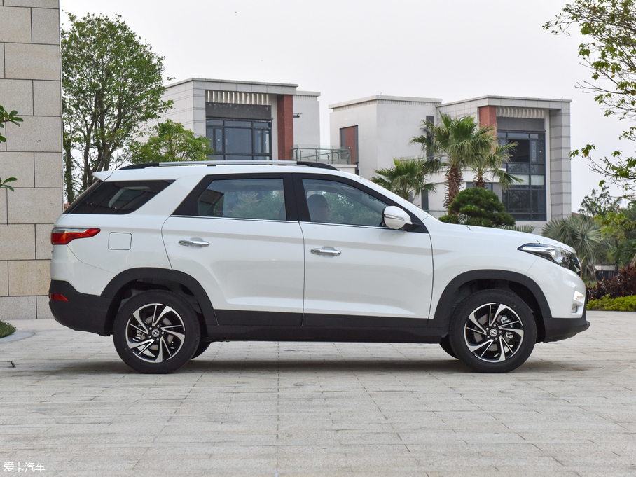 2018L(fng)S560 1.8L ք(dng)m 5