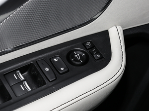 20192.0T @SH-AWD V п؅^