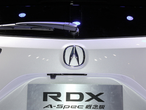 2019款2.0T 尊享·A-Spec运动款 细节外观