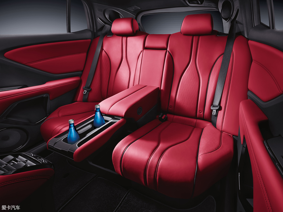 2018��֎��CDX 1.5T ���(q��)�����o(j��)���