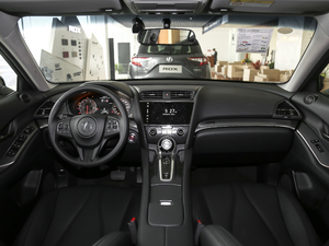 2020款1.5T 两驱畅享Plus版 内饰全景