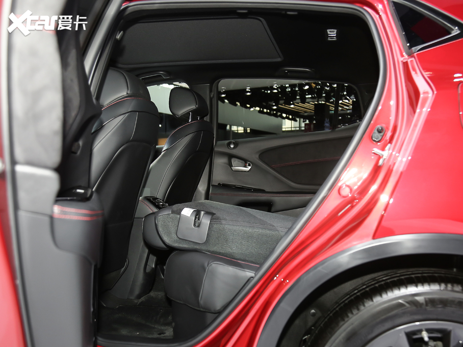 2021��֎��CDX 2.0L ��򌄓����A-Spec�\�ӿ�