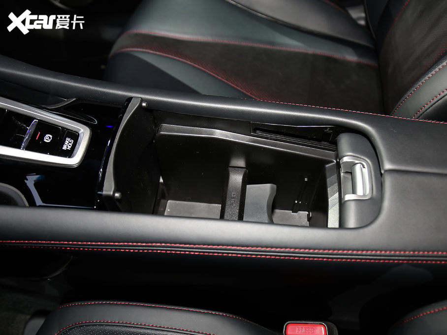 2021��֎��CDX 2.0L ��򌄓����A-Spec�\�ӿ�