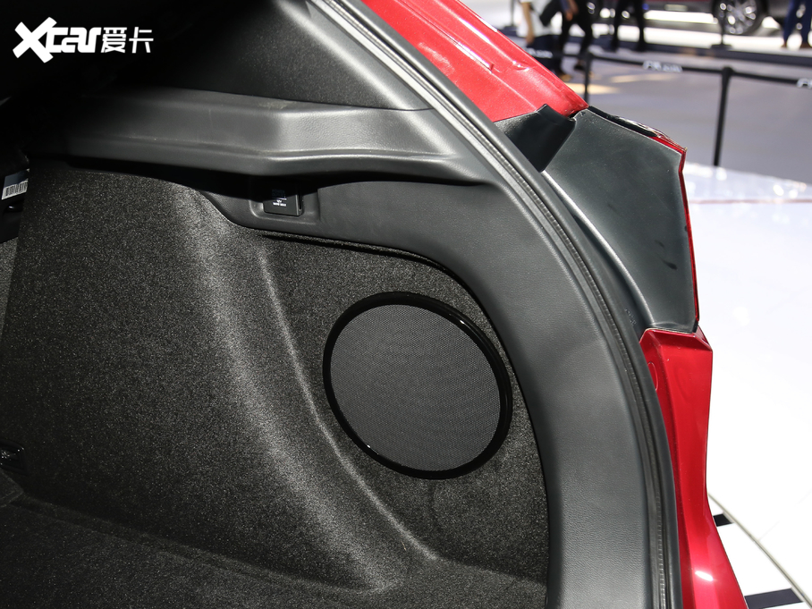 2021��֎��CDX 2.0L ��򌄓����A-Spec�\�ӿ�