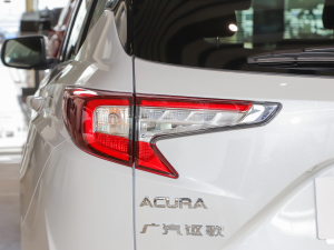 20222.0T ⁽ҹSH-AWD ^