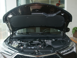 2016款1.5T 两驱尊享版 发动机