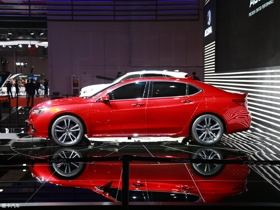 2018��֎��TLX-L 2.4L �ԄӐ�����