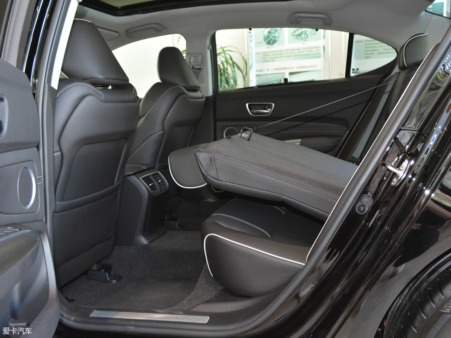 2018֎TLX-L 2.4L Ԅ@