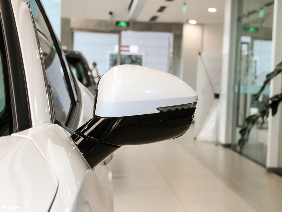 2017��֎��CDX 1.5T ���(q��)�������а�