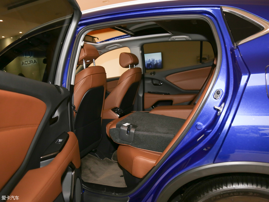 2017��֎��CDX 1.5T ����������а�