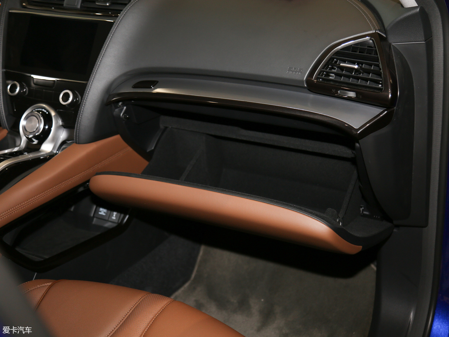 2017��֎��CDX 1.5T ���(q��)�������а�