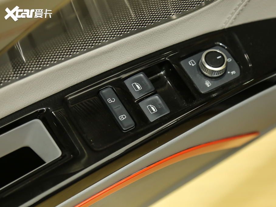 2019ǰ;K50 Spyder܇