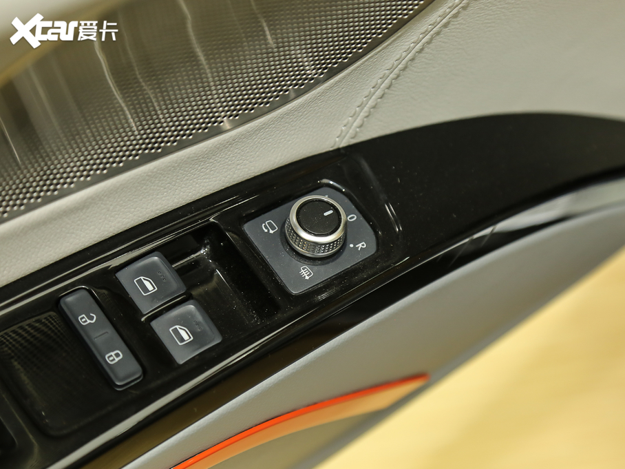 2019ǰ;K50 Spyder܇