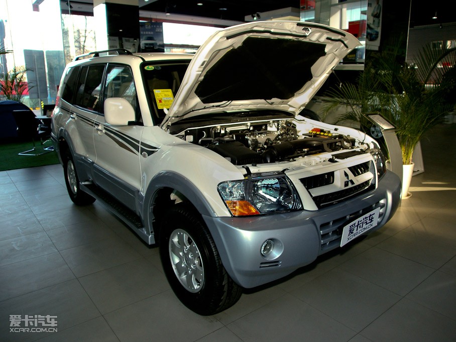 2011�������_ 3.0GLS �ԄӰ�