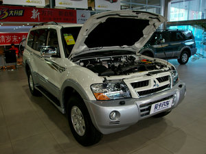 2011款3.0GLX 自动版 其它