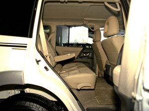 2011款3.0GLX 自动版 空间座椅