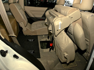 2011款3.0GLX 自动版 空间座椅