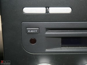 2009款2.0L 手动四驱豪华艺术版 中控区