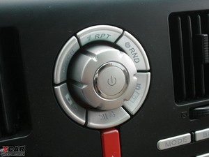 2009款2.0L 手动四驱豪华运动版 中控区