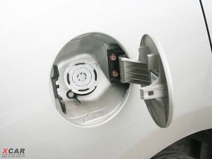 2009款2.0L 手动四驱豪华运动版 油箱盖