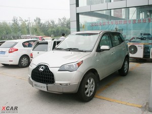 2009款2.0L 手动四驱豪华运动版 左前45度