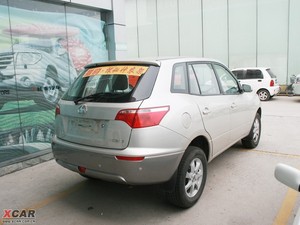 2009款2.0L 手动四驱豪华运动版 左后45度