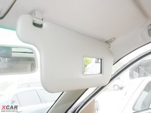 2009款2.0L 手动四驱豪华运动版 遮阳板（左）