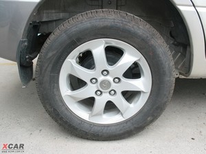 2009款2.0L 手动四驱豪华运动版 轮圈