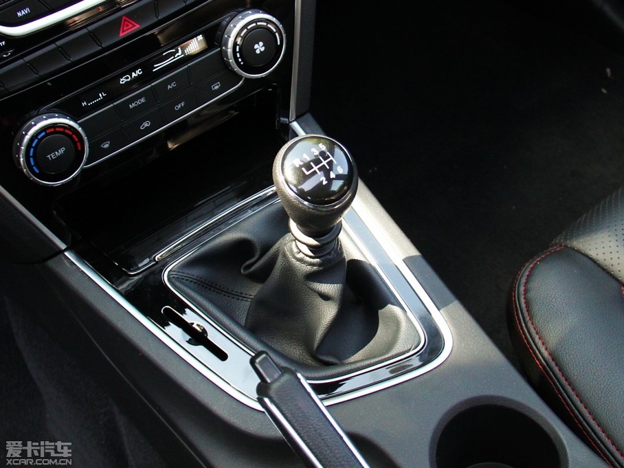 2015CCS10 2.0T ք(dng)׿Խ